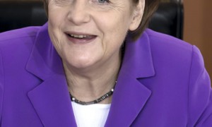 Jefe de campaña de Merkel aconseja a DC